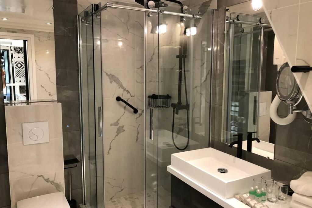 Appartement Rousselet Quartier Bon Marche Paris Viieme Екстер'єр фото